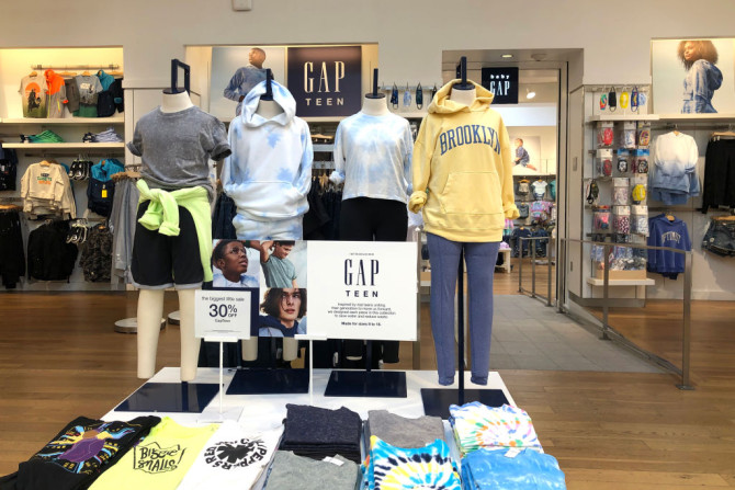 Gap sales 