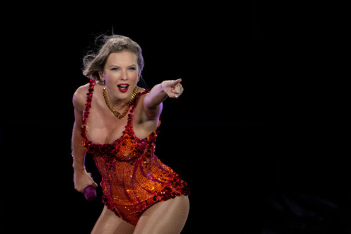 Harris/Taylor Swift
