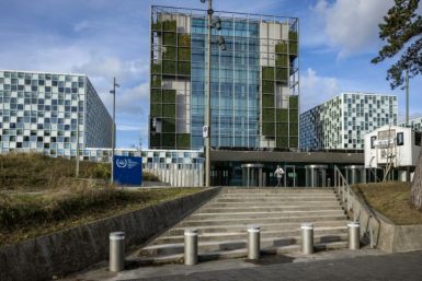 The International Criminal Court tries suspected war criminals